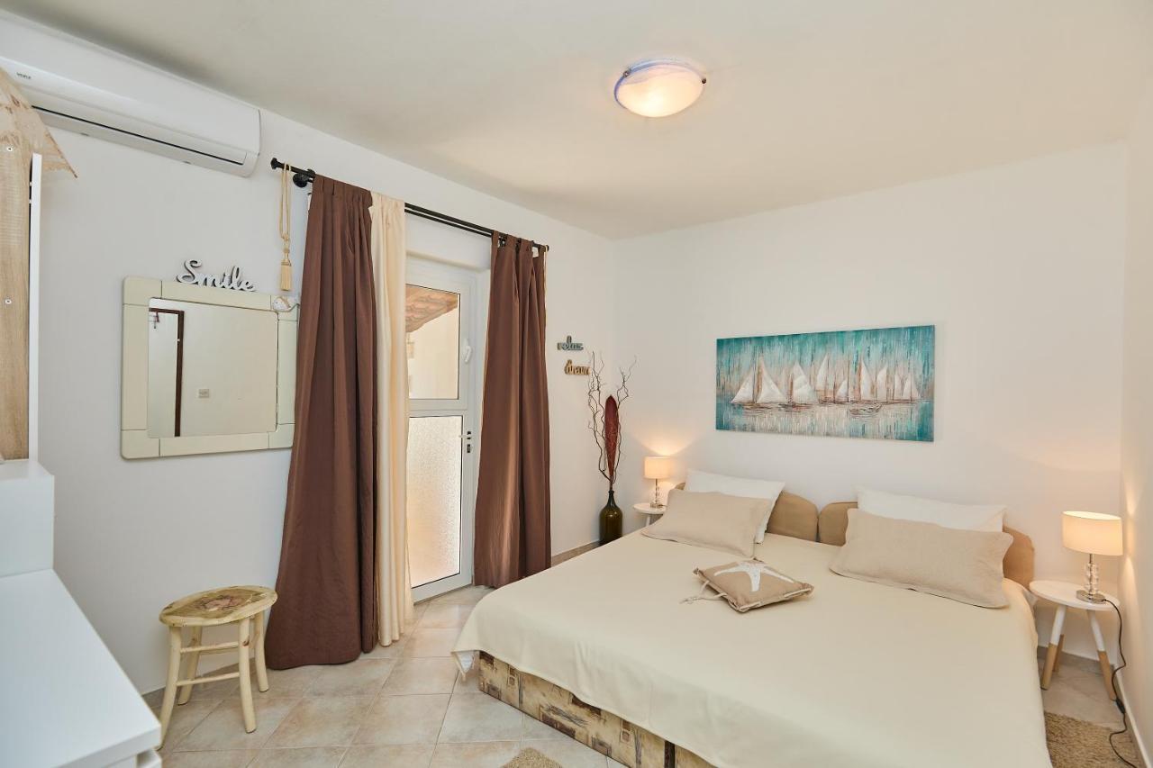 Studio Dolores-Apartment By The Sea Maranovići Dış mekan fotoğraf