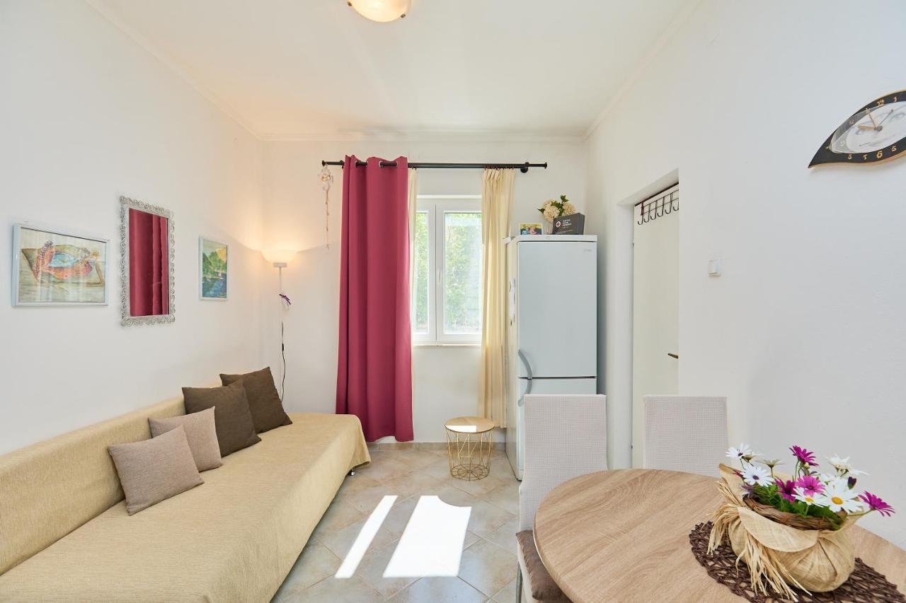 Studio Dolores-Apartment By The Sea Maranovići Dış mekan fotoğraf