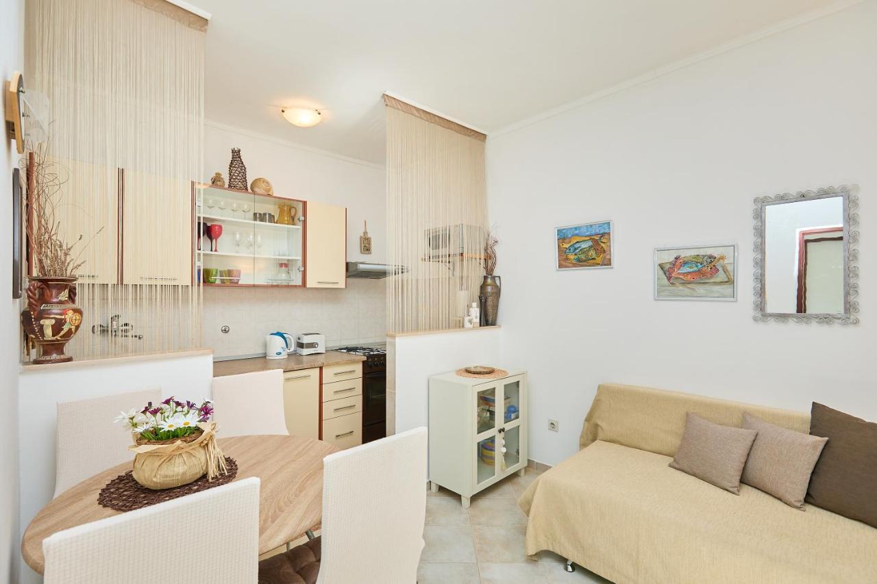 Studio Dolores-Apartment By The Sea Maranovići Dış mekan fotoğraf