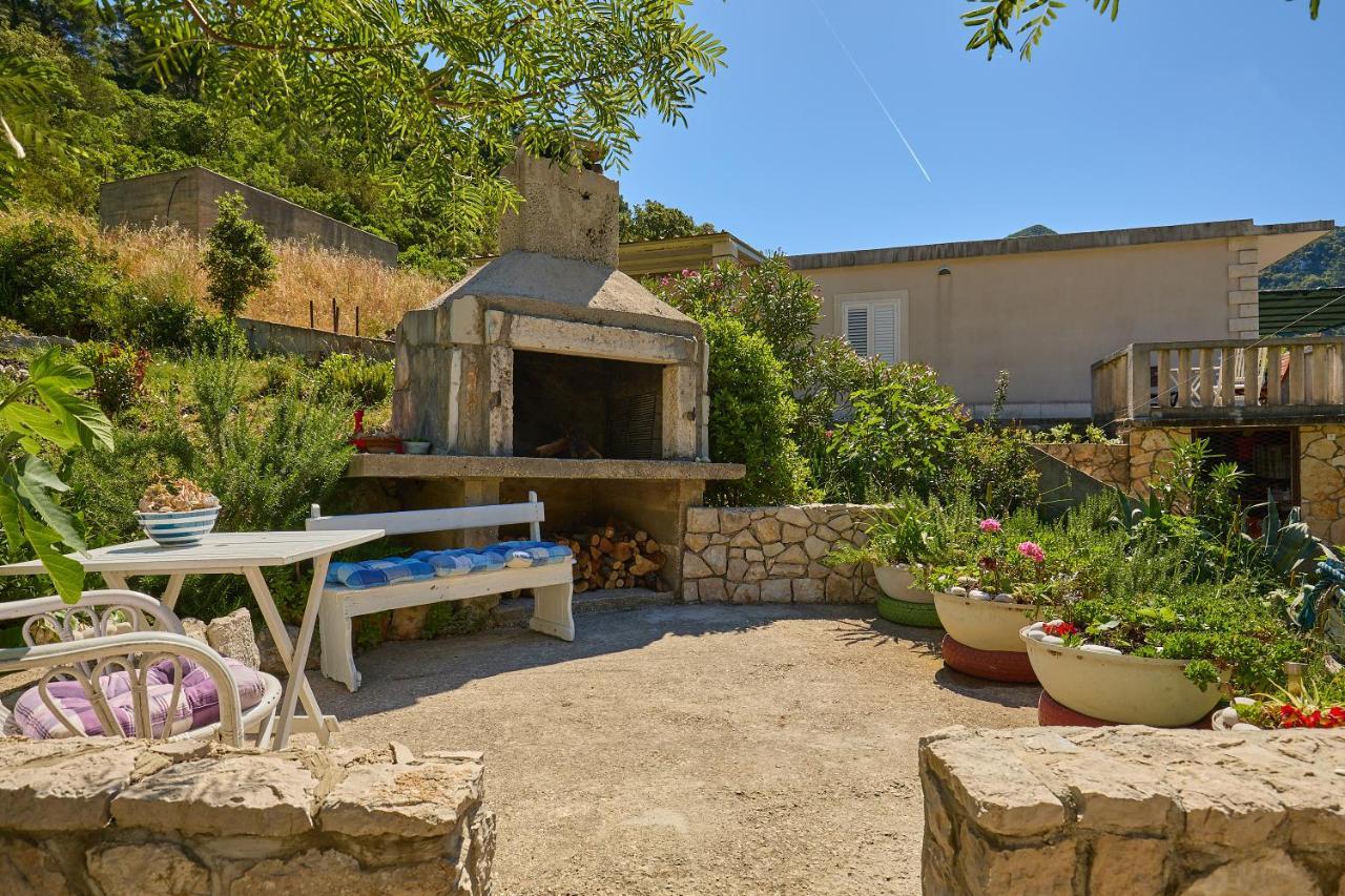 Studio Dolores-Apartment By The Sea Maranovići Dış mekan fotoğraf