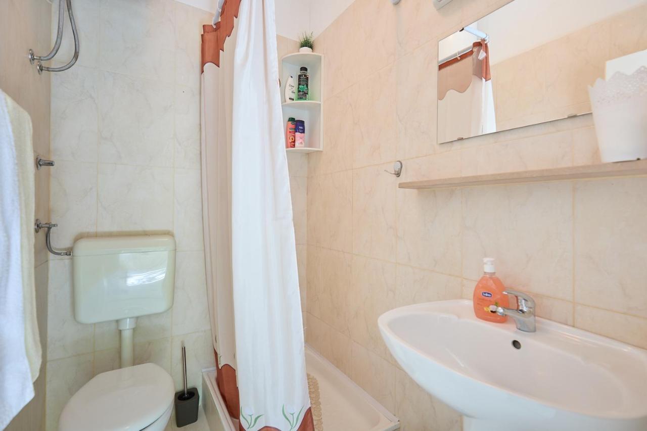 Studio Dolores-Apartment By The Sea Maranovići Dış mekan fotoğraf